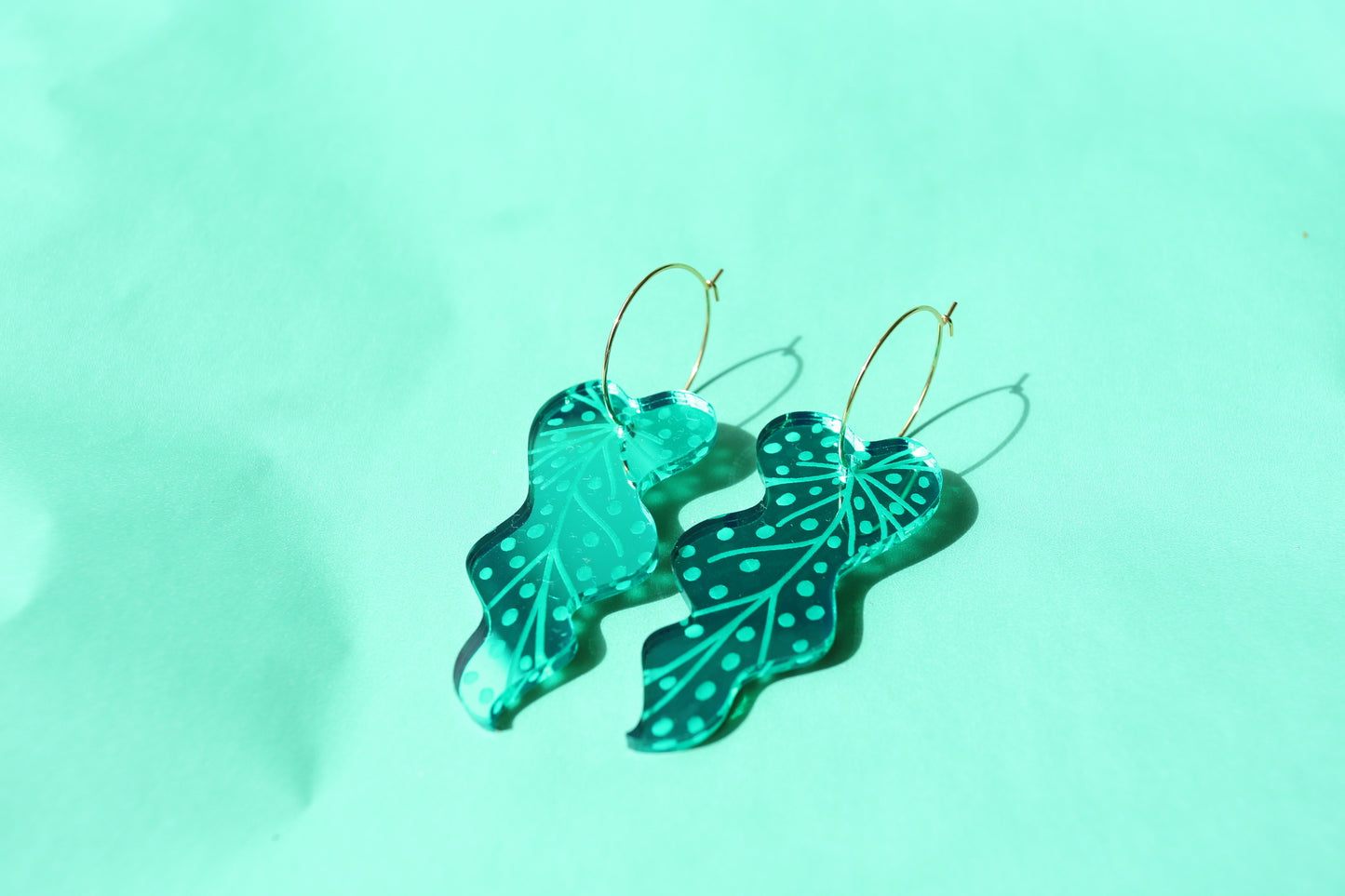 Monstera Leaf Hanging Earring