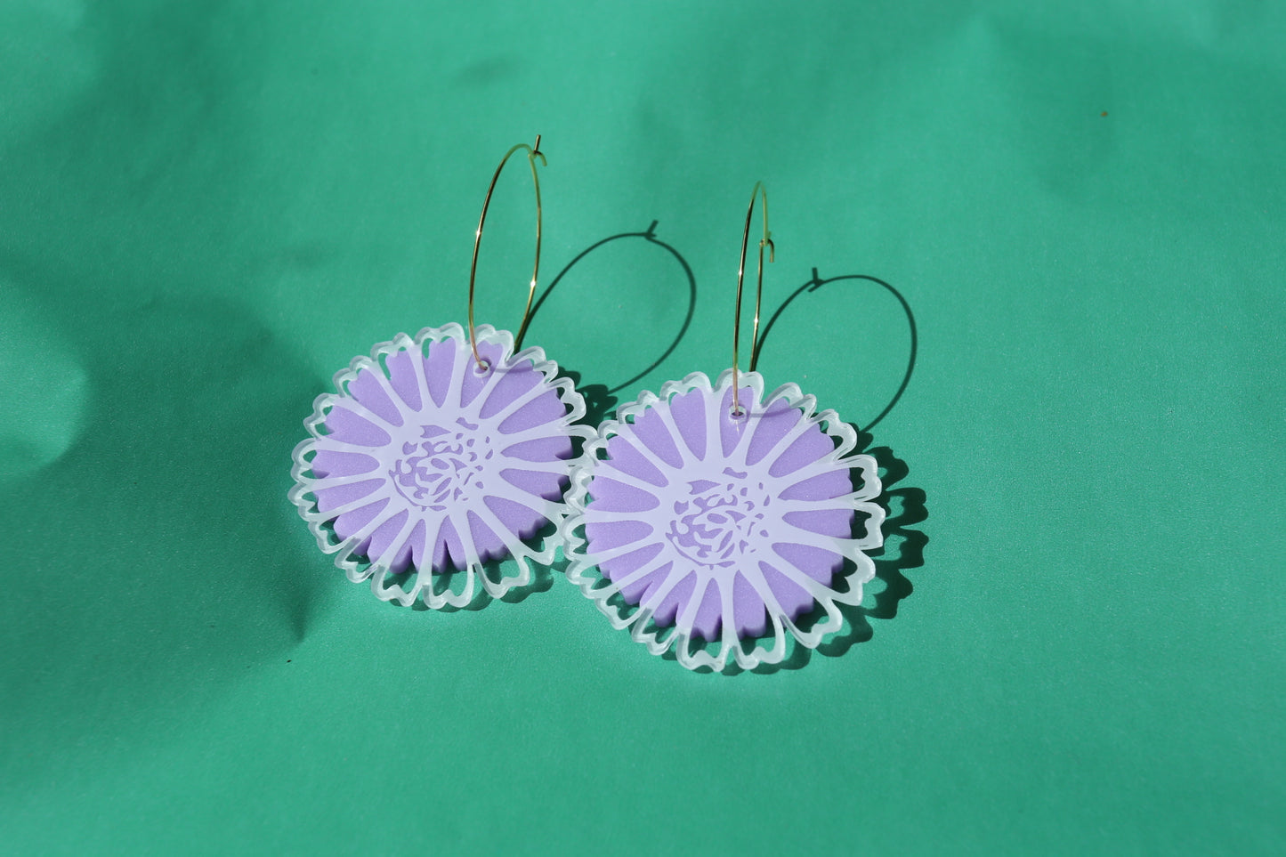 Daisy Hanging Earring - Lavendar