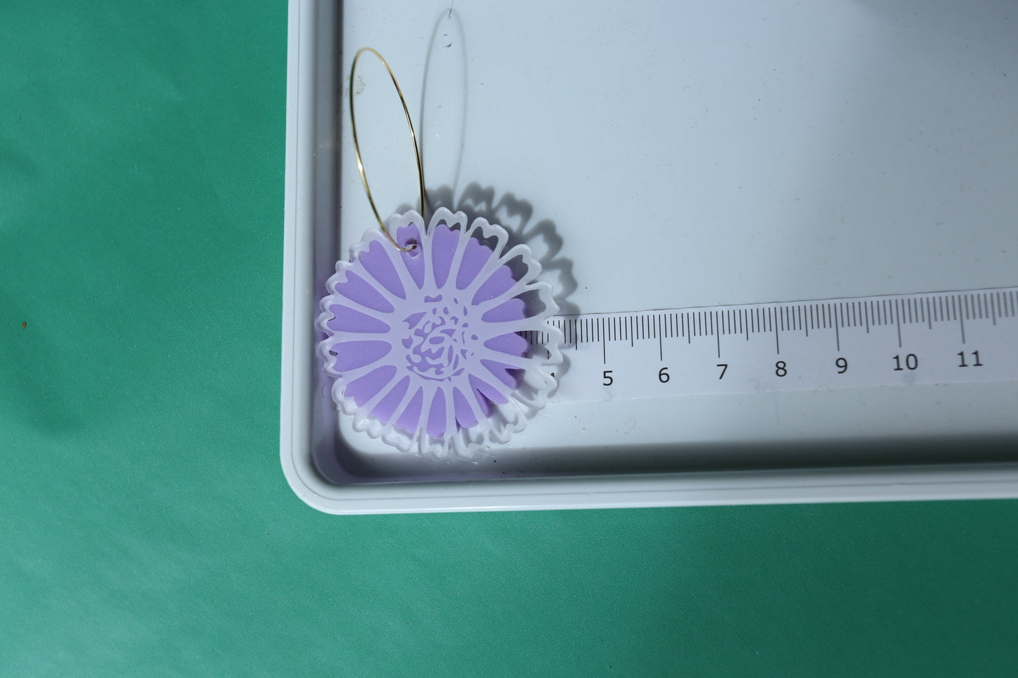 Daisy Hanging Earring - Lavendar